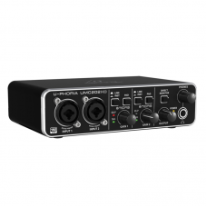 Behringer U-Phoria UMC202HD